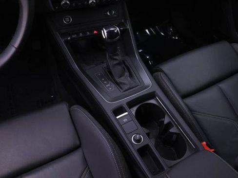 Certified 2023 Audi Q3 2.0T Premium Plus w/ Premium Plus Package AWD/4WD image 16