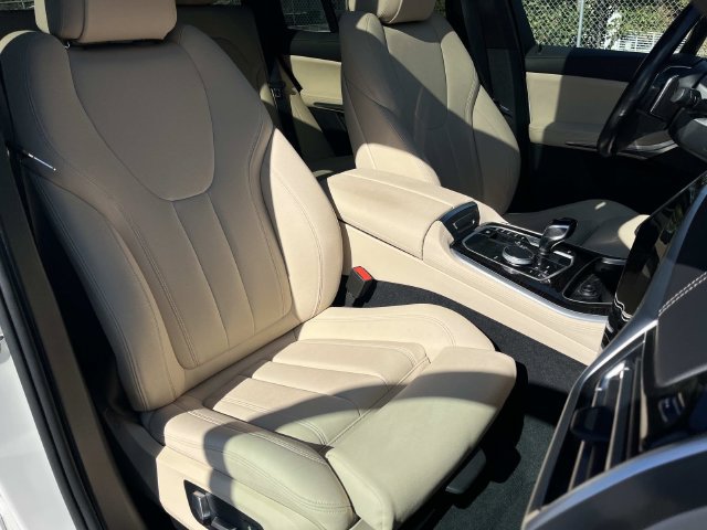 Used 2021 BMW X5 sDrive40i w/ Premium Package RWD image 30