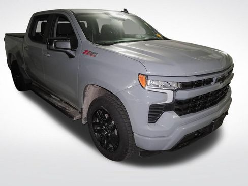 Certified 2024 Chevrolet Silverado 1500 RST w/ Convenience Package II AWD/4WD image 4