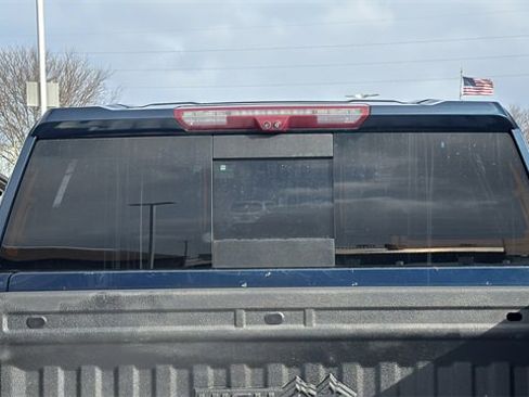 Used 2021 Chevrolet Silverado 3500 High Country w/ Technology Package image 16