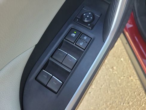 Used 2024 Toyota RAV4 XLE image 17