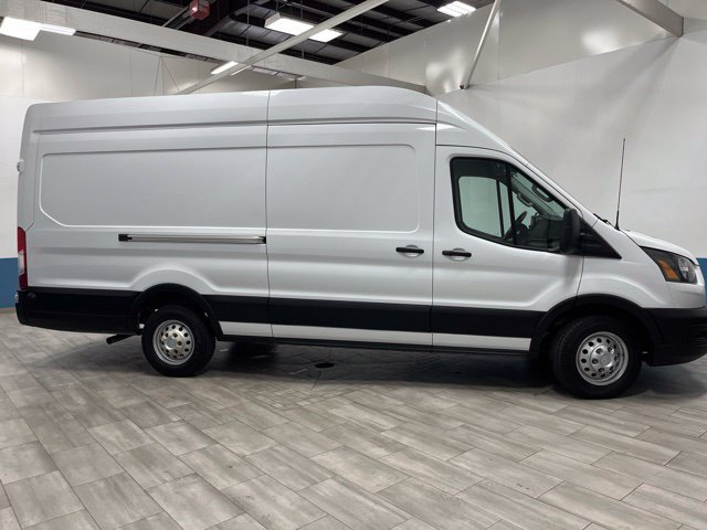 Used 2024 Ford Transit 250 148 High Roof Extended AWD w/ Load Area Protection Package image 2