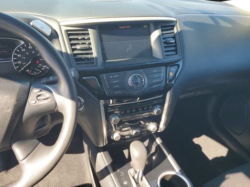 Certified 2020 Nissan Pathfinder S image 20