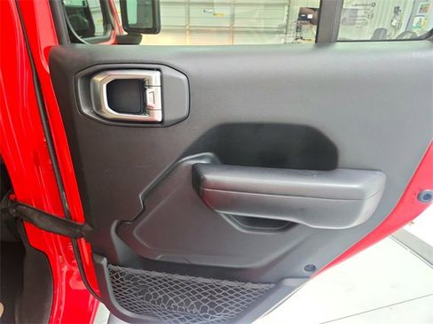 Used 2020 Jeep Gladiator Sport w/ Quick Order Package 24S image 35