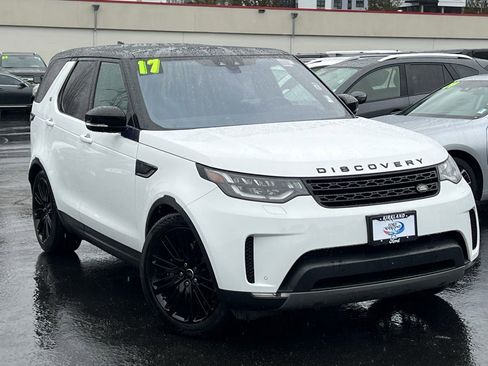 Used 2017 Land Rover Discovery HSE Luxury image 1
