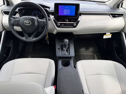 Used 2026 Toyota Corolla Cross L FWD image 23
