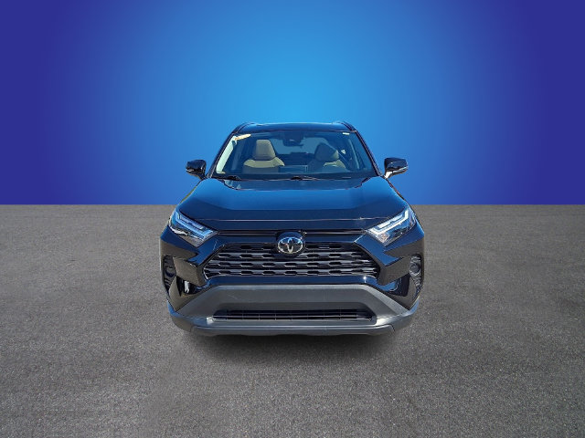 Used 2025 Toyota RAV4 XLE w/ Convenience Package FWD image 2