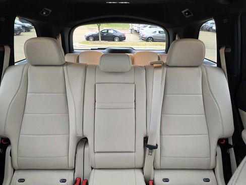 Certified 2025 Mercedes-Benz GLS 450 4MATIC image 18