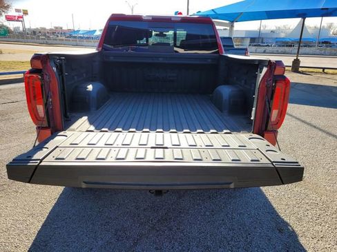 Used 2021 GMC Sierra 1500 SLT w/ SLT Premium Package image 14