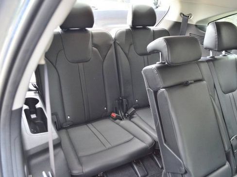 Used 2024 Kia Sorento S AWD/4WD image 40