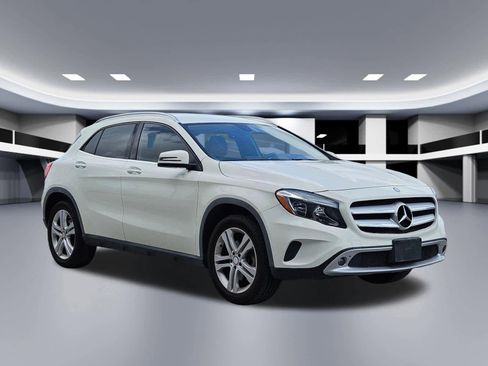 Used 2015 Mercedes-Benz GLA 250 image 8