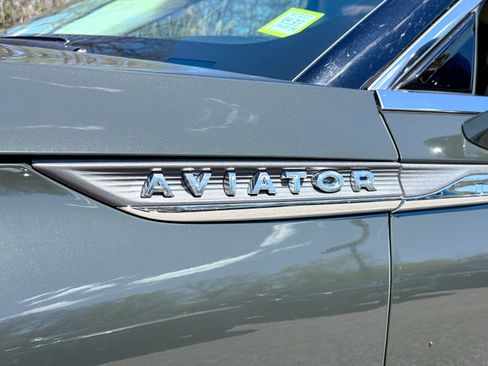 Certified 2022 Lincoln Aviator AWD w/ Elements Package image 12