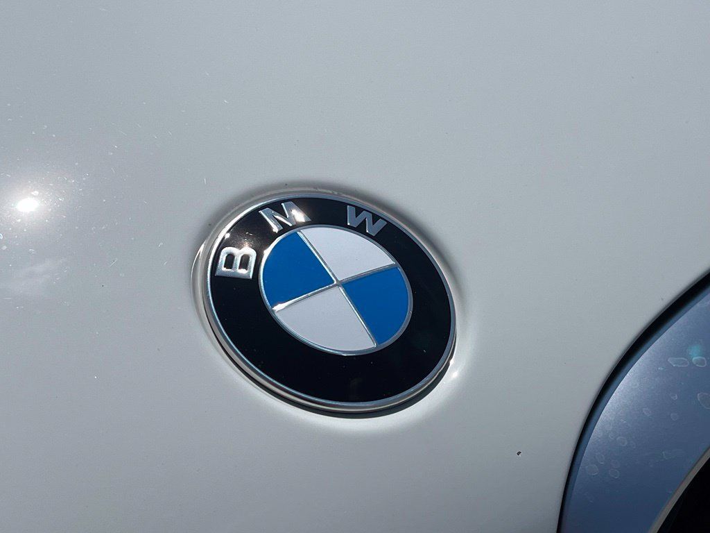 Certified 2025 BMW X4 xDrive30i w/ Premium Package AWD/4WD image 25