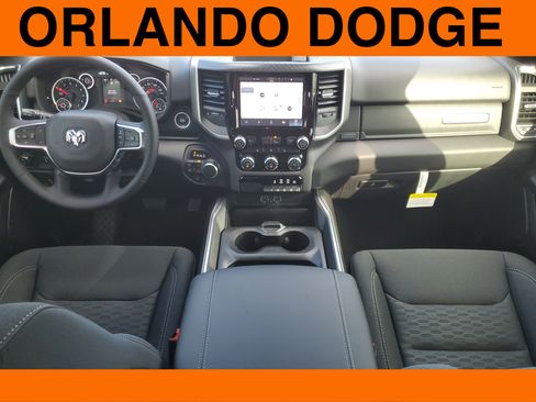 New 2026 RAM 1500 4x4 Crew Cab image 10