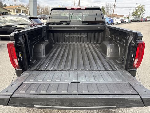Used 2024 GMC Sierra 1500 Denali w/ Technology Package image 5