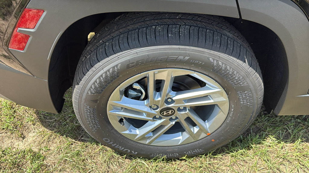New 2026 Hyundai Tucson SE FWD image 9