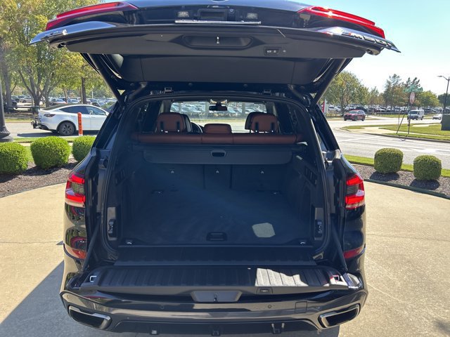 Used 2021 BMW X5 M50i w/ Executive Package AWD/4WD image 22