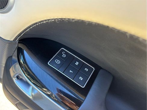 Used 2019 Land Rover Range Rover Sport HST image 51