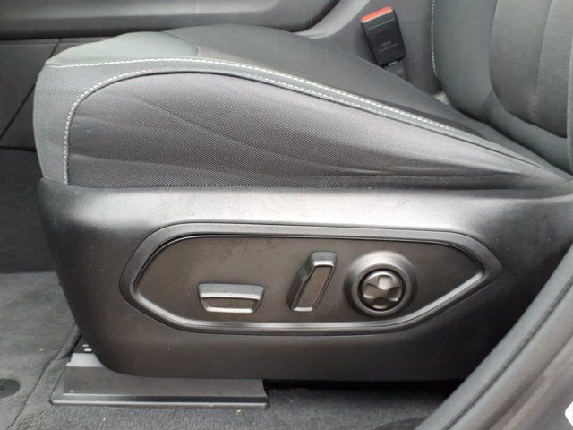 Used 2023 Jeep Grand Cherokee L Laredo w/ Luxury Tech Group I AWD/4WD image 16