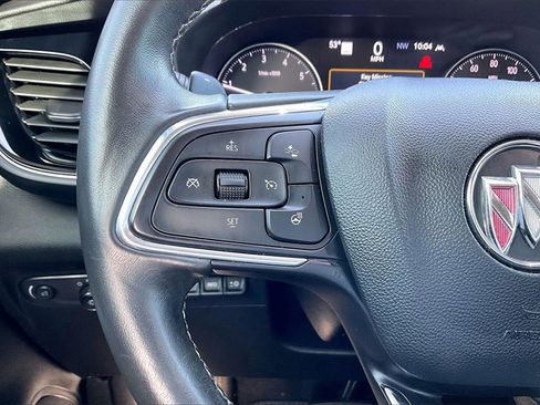 Used 2023 Buick Envision Avenir image 10