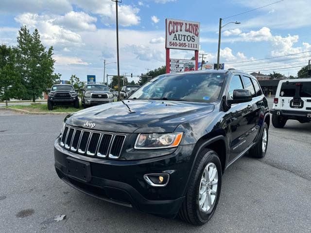 Used 2015 Jeep Grand Cherokee Laredo w/ Quick Order Package 23E AWD/4WD image 9