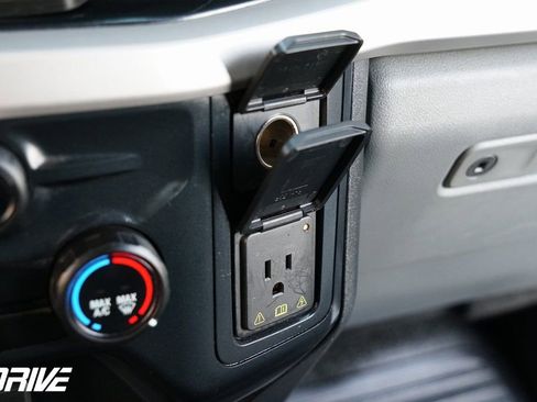 Used 2023 Ford F350 XLT image 30