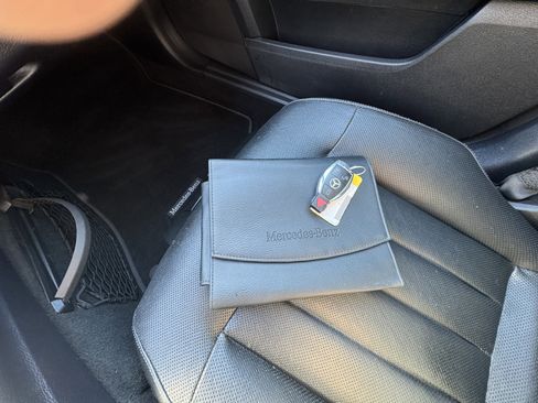 Used 2015 Mercedes-Benz E 400 Sedan image 18