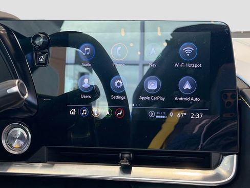 Used 2022 Chevrolet Corvette Stingray Premium Conv w/ Z51 Performance Package image 13