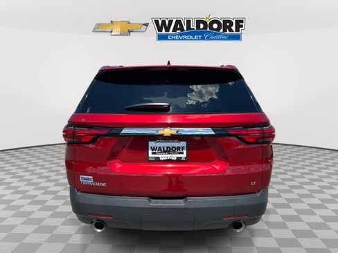Used 2023 Chevrolet Traverse LT FWD image 5