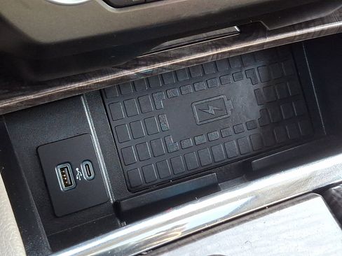 Used 2021 Ford Expedition Max Limited image 30