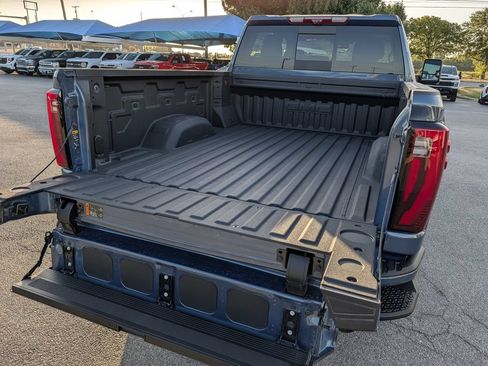 Used 2026 GMC Sierra 2500 Denali AWD/4WD image 29