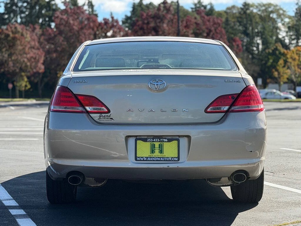 Used 2006 Toyota Avalon Limited FWD image 4