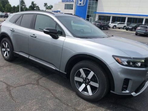 New 2025 Honda Prologue Touring image 2