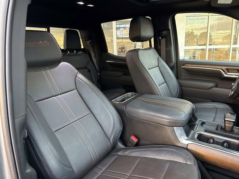 Certified 2025 Chevrolet Silverado 1500 High Country w/ High Country Premium Package image 11