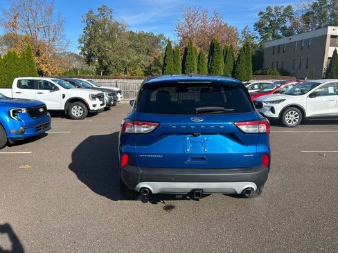 Certified 2022 Ford Escape Titanium w/ Class II Trailer Tow Package image 7