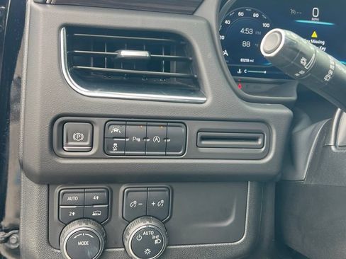 Used 2024 Chevrolet Tahoe LT AWD/4WD image 16