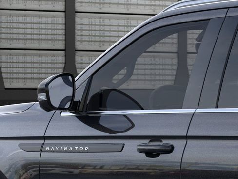 New 2026 Lincoln Navigator L Black Label image 20