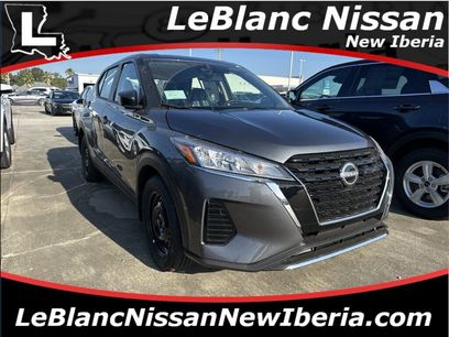 New 2025 Nissan Kicks S