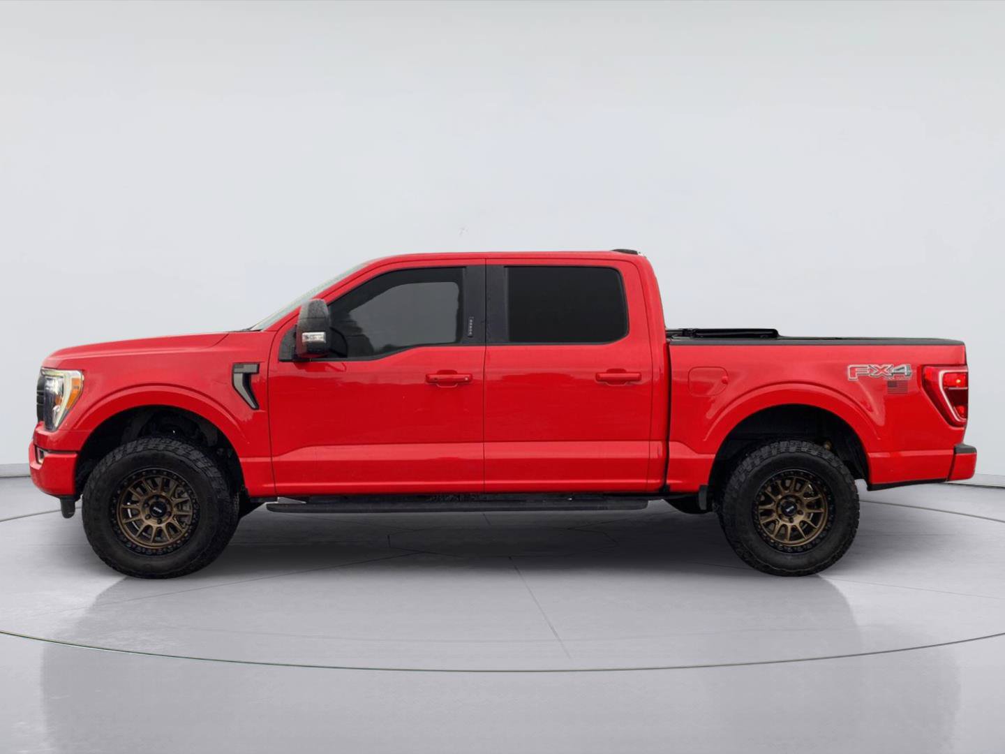 Used 2022 Ford F150 XLT w/ Equipment Group 302A High AWD/4WD image 2