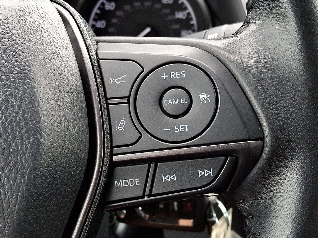 Certified 2024 Toyota Camry SE FWD image 27