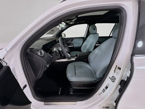 New 2026 Mercedes-Benz GLB 35 AMG 4MATIC image 22