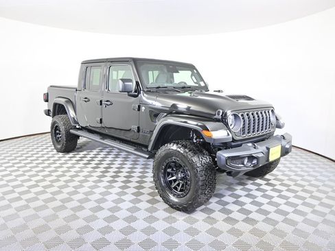 Used 2026 Jeep Gladiator Sport AWD/4WD image 10
