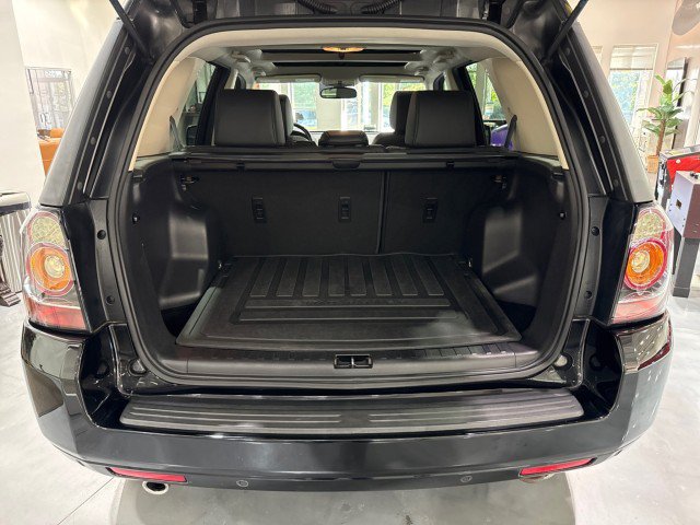 Used 2015 Land Rover LR2 AWD/4WD image 11
