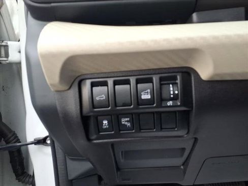 Used 2019 Subaru Ascent Premium image 22