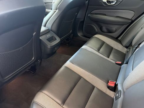 Used 2024 Volvo S60 B5 Plus FWD image 12
