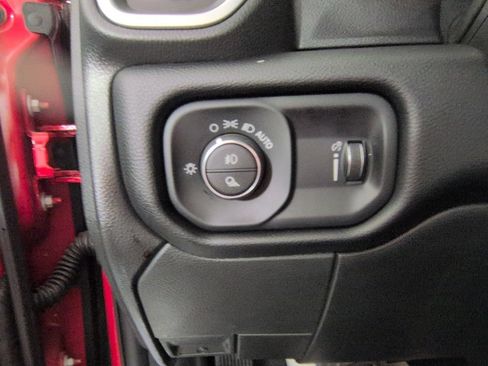 Certified 2024 RAM 2500 Big Horn w/ Bed Utility Group AWD/4WD image 27