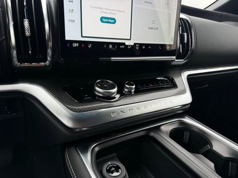 New 2026 Ford Expedition Max Platinum w/ Stealth Appearance Package image 18