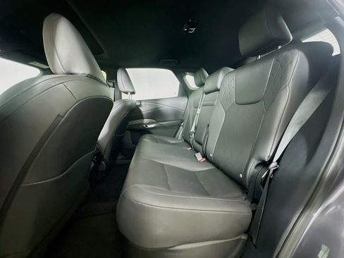 Used 2023 Lexus RX 350 Premium image 17