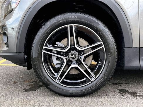 New 2026 Mercedes-Benz GLB 250 4MATIC image 12