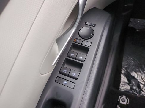 Certified 2025 Hyundai Tucson SEL FWD image 18